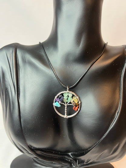 Collier arbre de vie (plusieurs coloris)