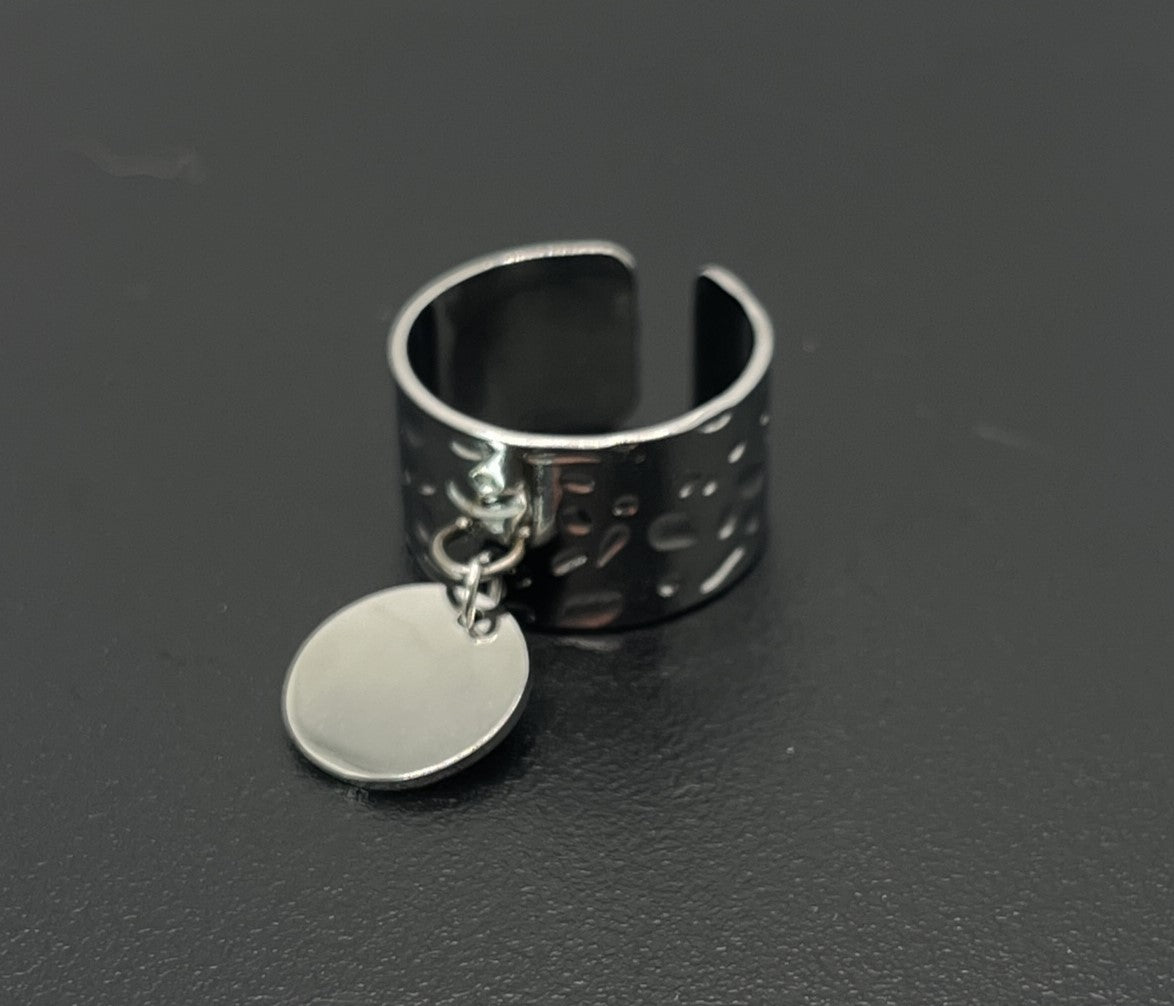 Bague ajustable à breloque (2 coloris réf B22)