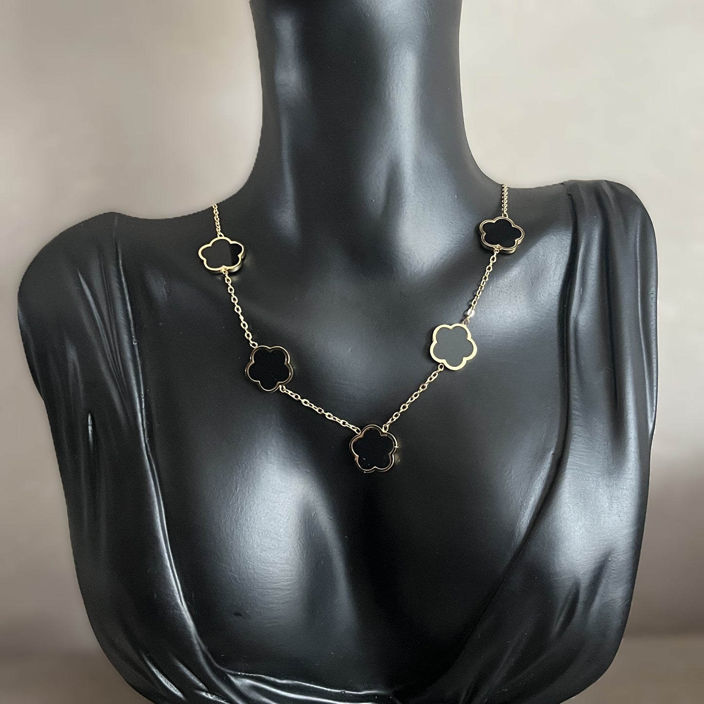 Collier trèfle émaillé Noir