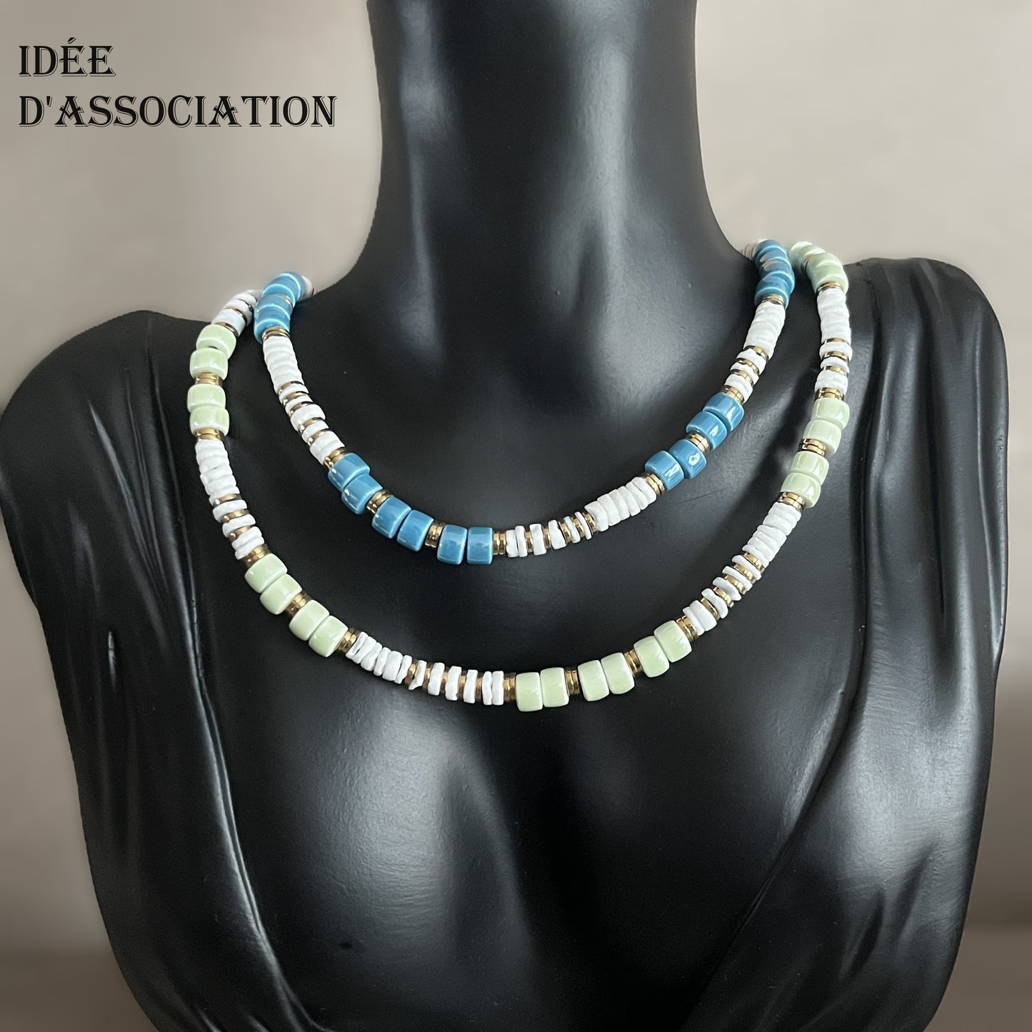 Collier Azalié en fine perles céramique émaillées (rose, bleu ou vert)