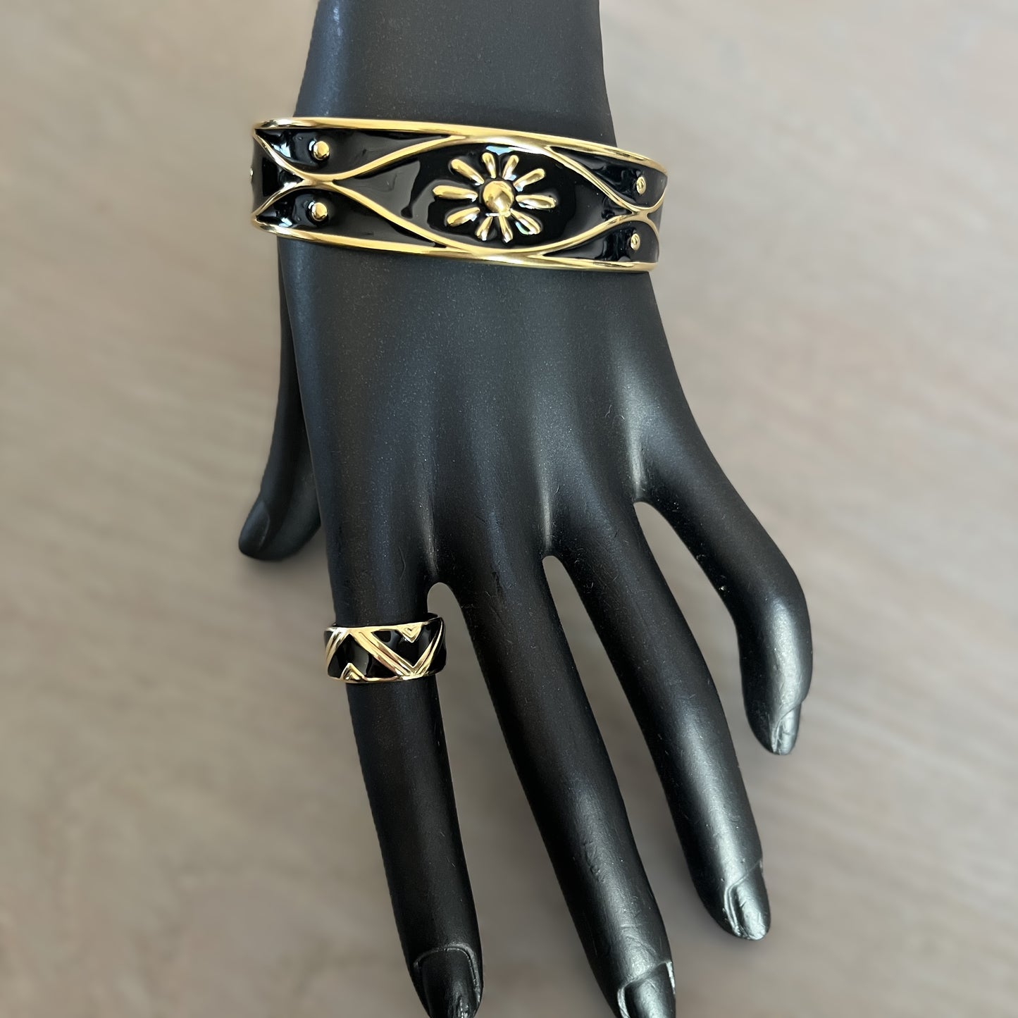 Bague Black and Gold (réf B13)